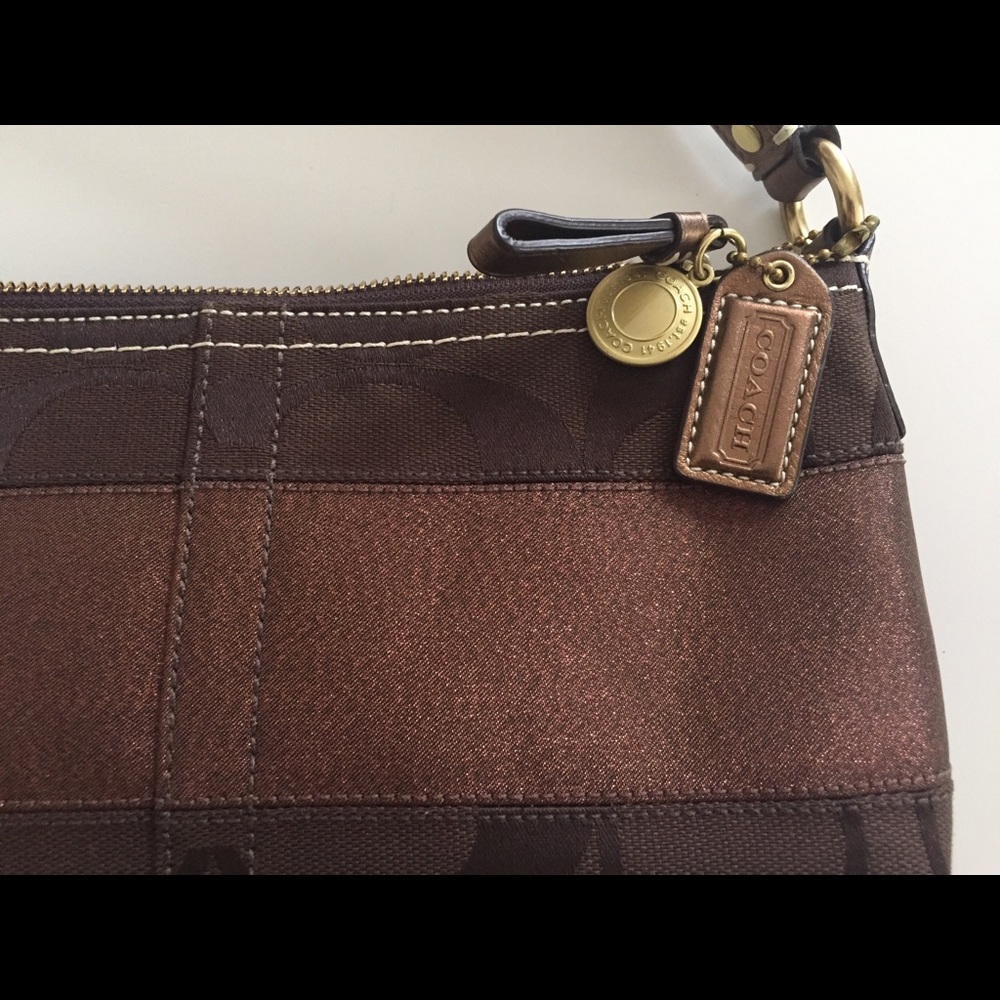 Authentic👜COACH👜Handbag In GREAT condition! - Picture 5 of 7